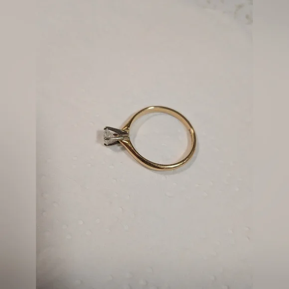 Vintage Magic Glo 14k Diamond Solitaire Ring Size 6.75 - Picture 9 of 11